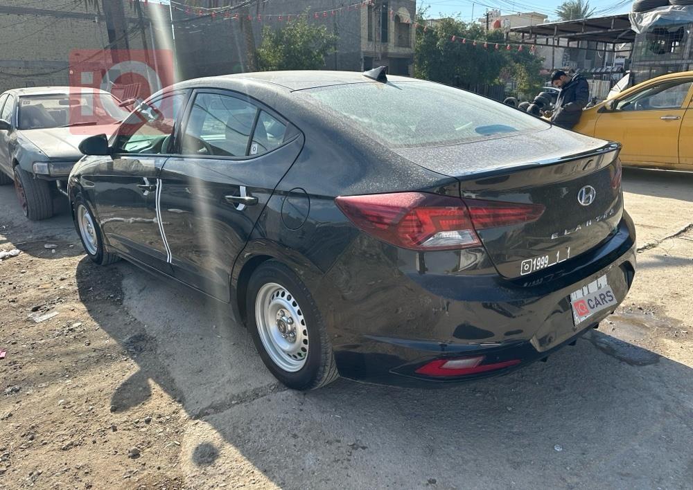 هيونداي النترا